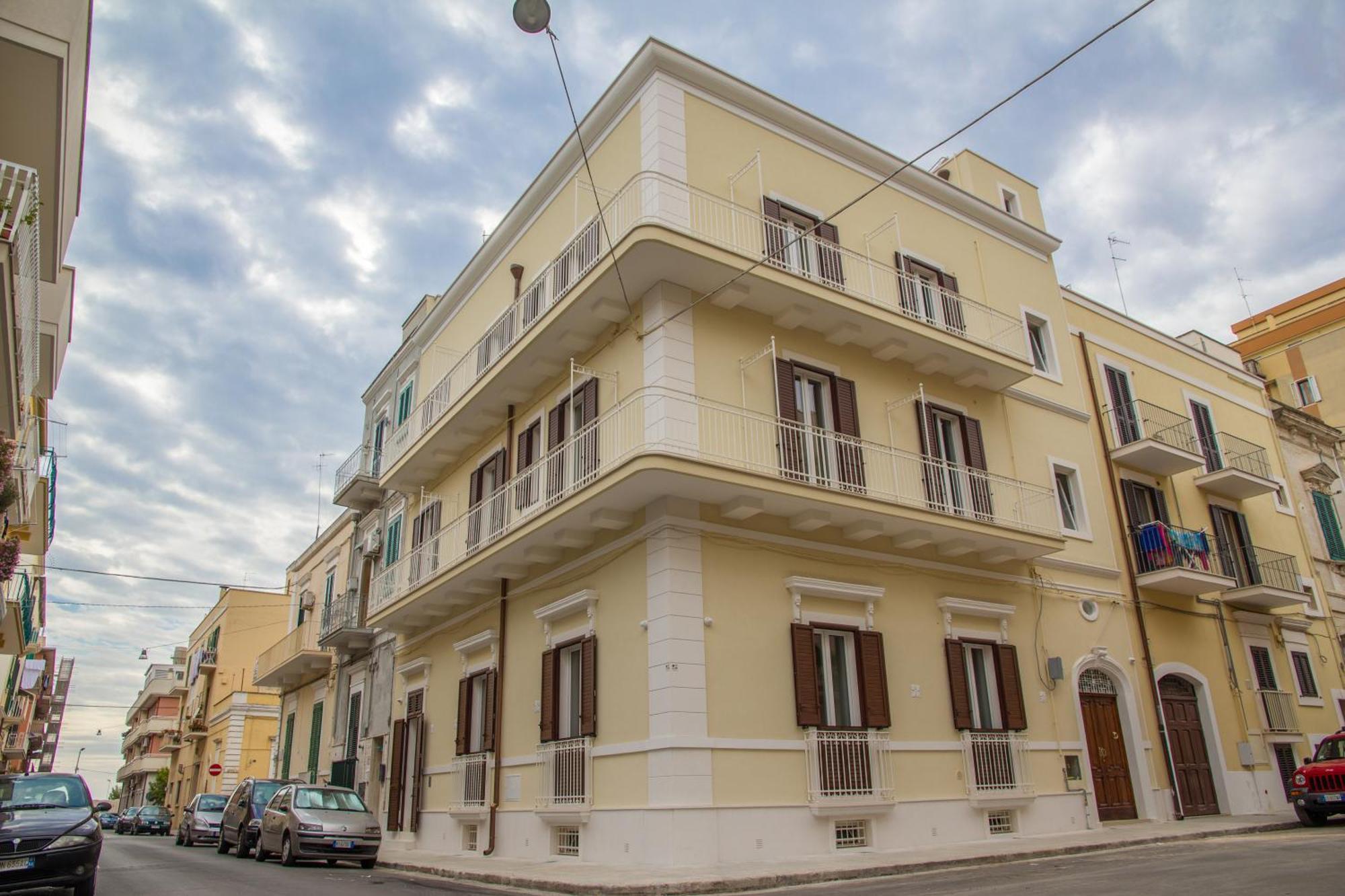 Domusapuliae Apartments Монополи Екстериор снимка