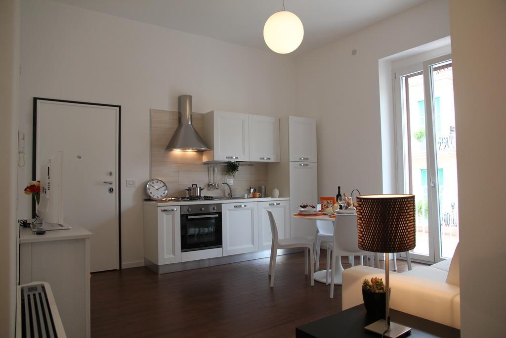 Domusapuliae Apartments Монополи Екстериор снимка