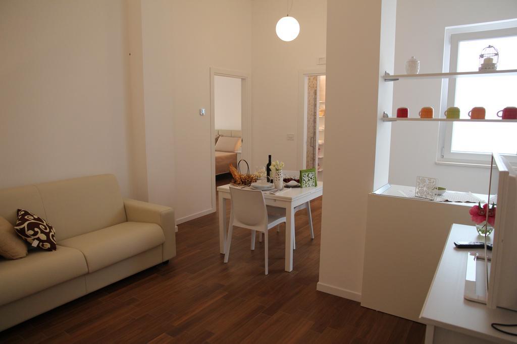 Domusapuliae Apartments Монополи Екстериор снимка