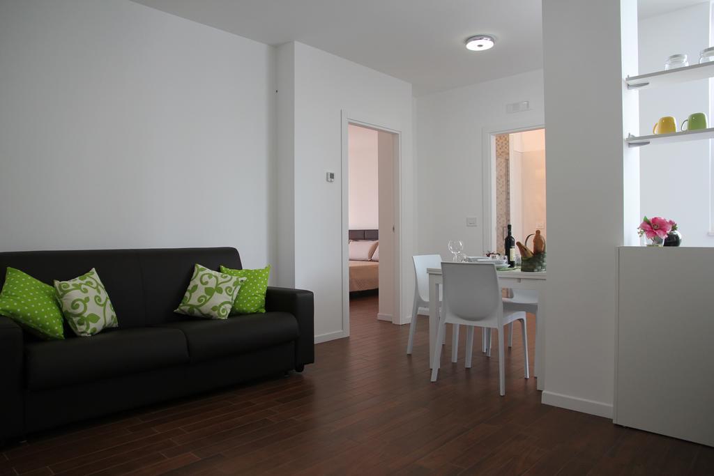 Domusapuliae Apartments Монополи Екстериор снимка