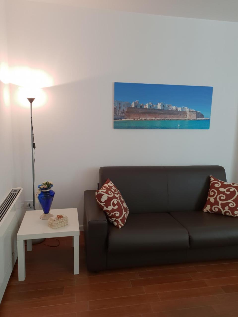 Domusapuliae Apartments Монополи Екстериор снимка